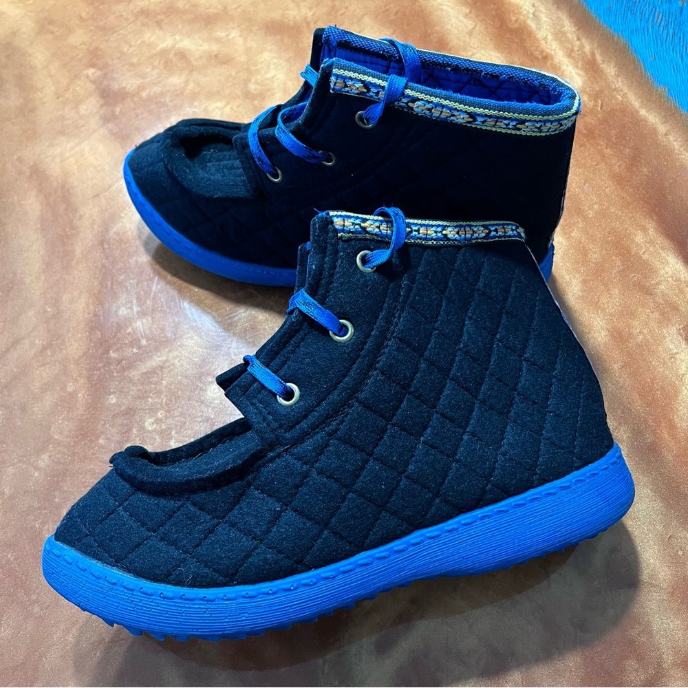 Nye Nessna Lobben Wool Handmade in Norwegian Winter Boots size 11 44